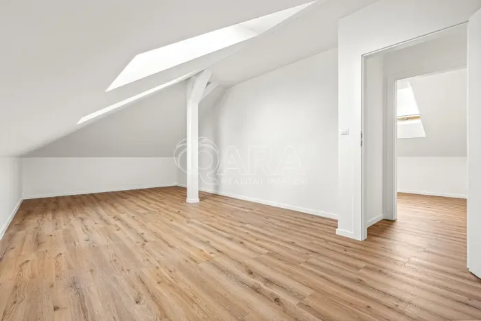 Prodej rodinného domu, Rostoklaty - Nová Ves II, 190 m2