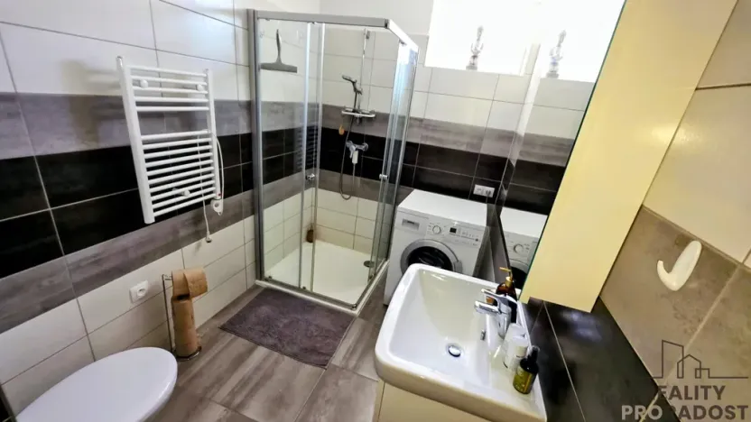 Pronájem bytu 2+kk, Dubňany, Nádražní, 51 m2