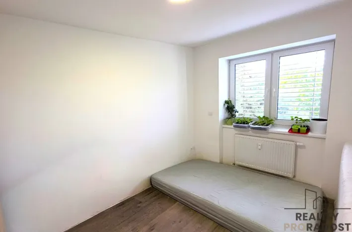 Pronájem bytu 2+kk, Dubňany, Nádražní, 51 m2