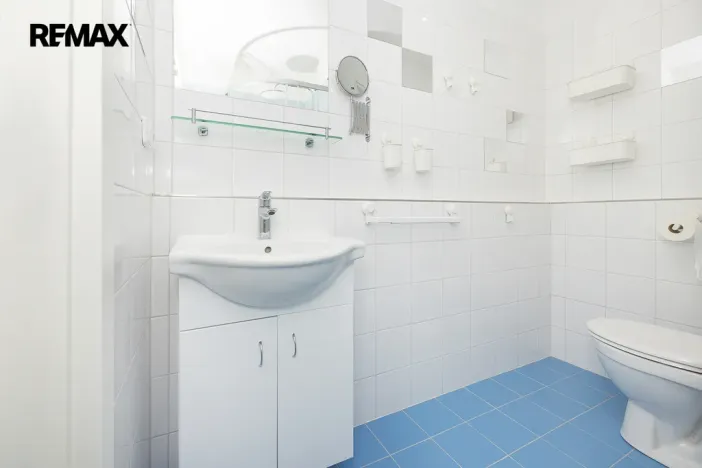 Pronájem bytu 2+kk, Hradec Králové - Nový Hradec Králové, třída Edvarda Beneše, 47 m2