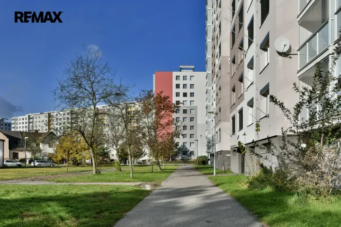 Pronájem bytu 2+kk, Hradec Králové - Nový Hradec Králové, třída Edvarda Beneše, 47 m2