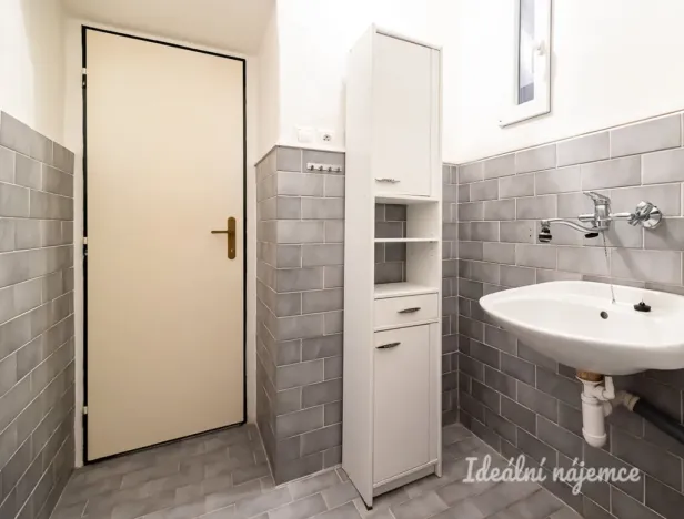 Pronájem bytu 2+kk, Praha - Libeň, Andrštova, 48 m2