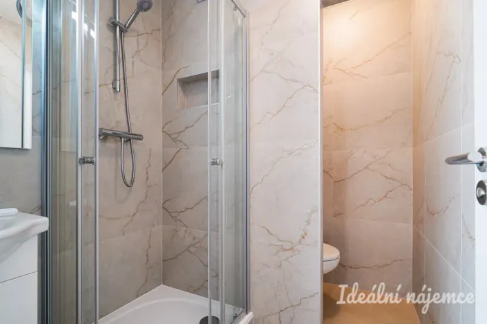 Pronájem bytu 1+1, Šlapanice, Brněnská, 32 m2
