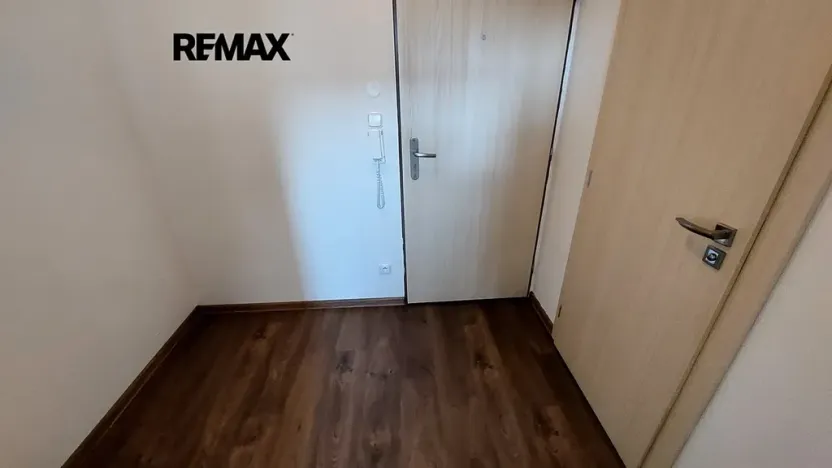 Pronájem bytu 2+kk, Rousínov, 41 m2