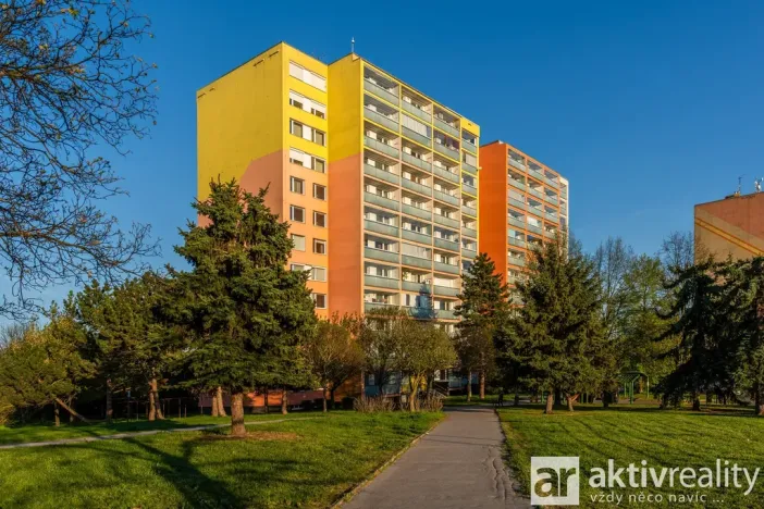 Prodej bytu 3+kk, Praha - Petrovice, Kurčatovova, 70 m2