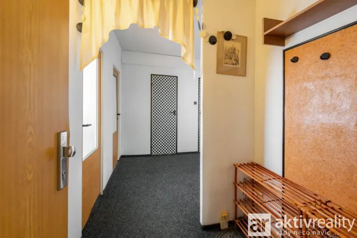 Prodej bytu 3+kk, Praha - Petrovice, Kurčatovova, 70 m2