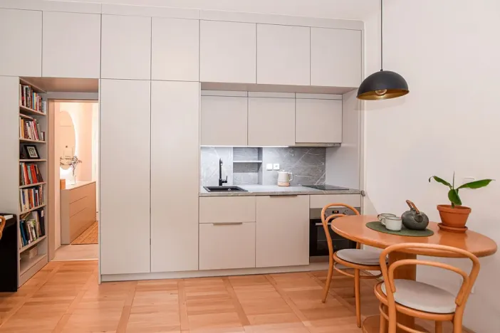 Pronájem bytu 1+kk, Praha - Vinohrady, Šrobárova, 28 m2