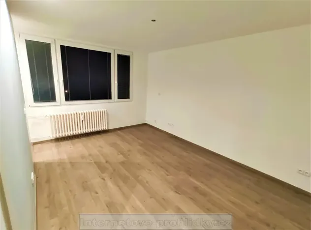 Pronájem bytu 1+kk, Tanvald, Sportovní, 37 m2
