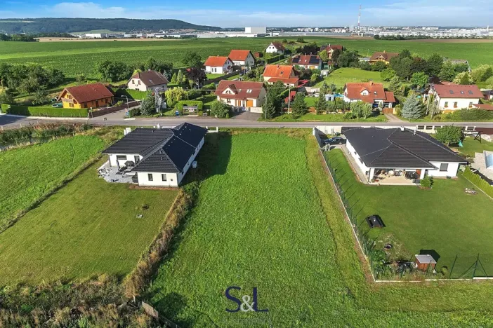 Prodej pozemku pro bydlení, Plazy, 1355 m2
