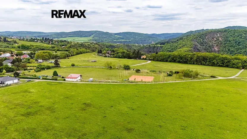 Prodej pozemku, Štěchovice, 3265 m2