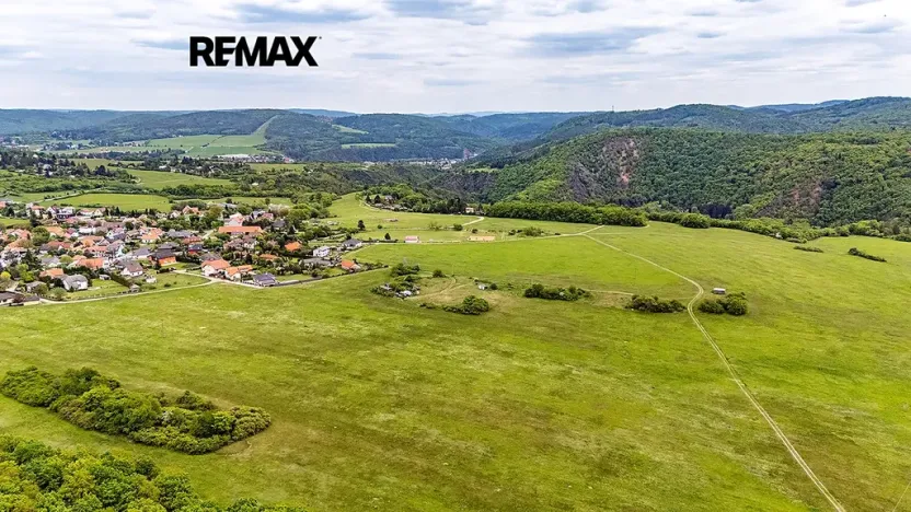 Prodej pozemku, Štěchovice, 3265 m2