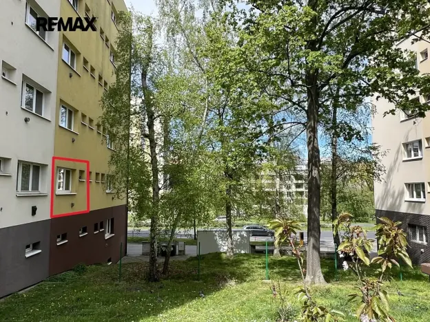 Pronájem bytu 1+kk, Praha - Břevnov, Patočkova, 31 m2