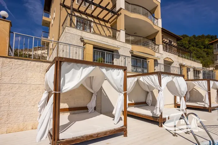 Prodej bytu 4+kk, Kavarna, Bulharsko, 188 m2