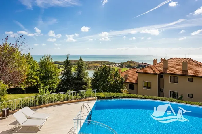 Prodej bytu 4+kk, Kavarna, Bulharsko, 175 m2
