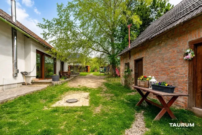 Prodej rodinného domu, Volduchy, 160 m2