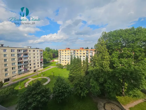 Pronájem bytu 2+1, Jaroměř, Na Obci, 56 m2