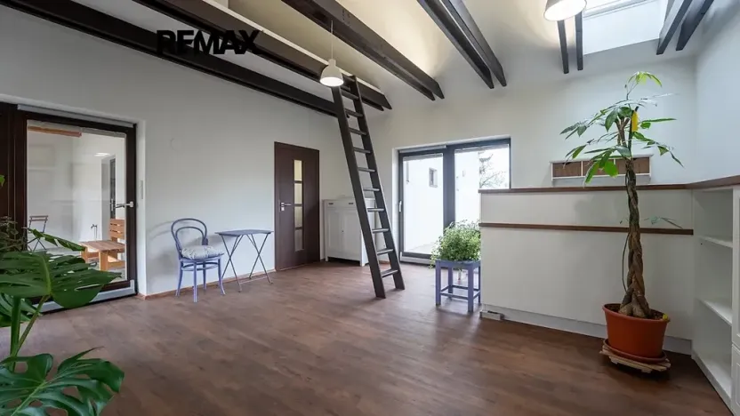 Prodej rodinného domu, Brno, Slatinka, 220 m2