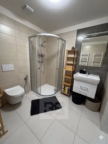 Pronájem bytu 2+kk, Sezimovo Ústí, náměstí Tomáše Bati, 46 m2
