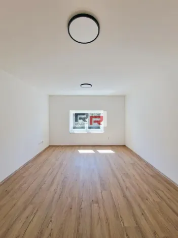 Pronájem bytu 3+kk, Šternberk, Uničovská, 65 m2