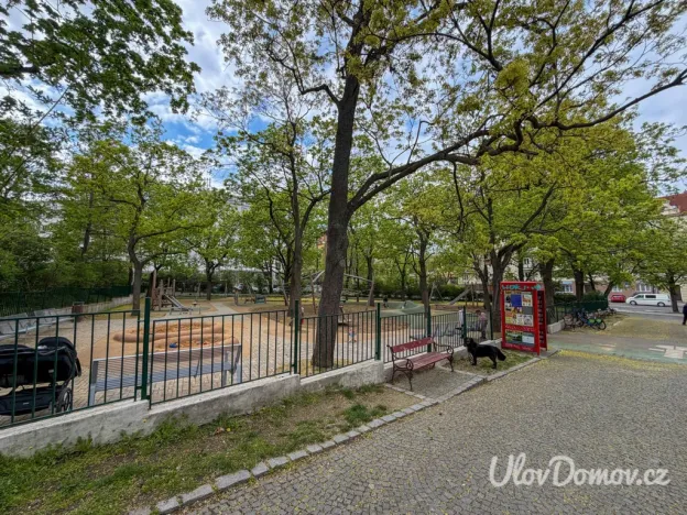 Prodej bytu 3+kk, Praha - Nusle, Táborská, 93 m2
