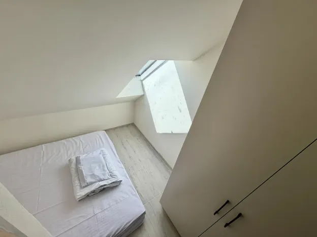 Pronájem bytu 2+kk, Praha - Žižkov, Na Jarově, 35 m2