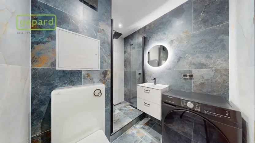 Prodej bytu 1+kk, Ústí nad Labem - Střekov, Tolstého, 20 m2