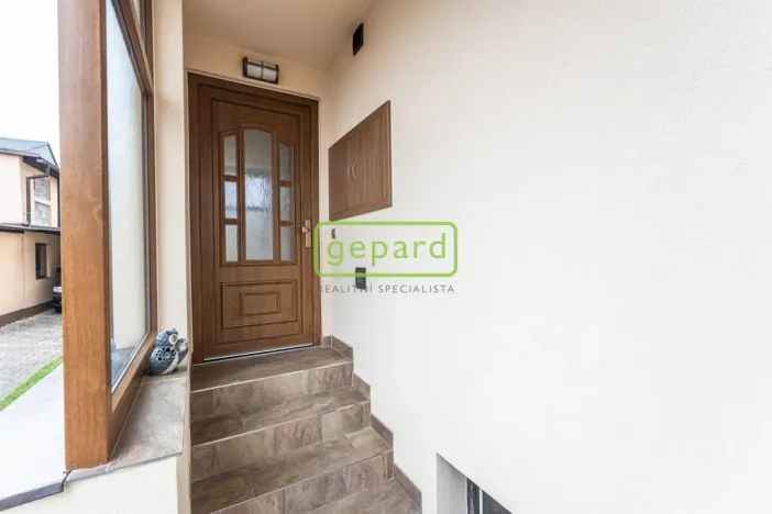Pronájem bytu 4+1, Praha - Dolní Chabry, Osecká, 110 m2