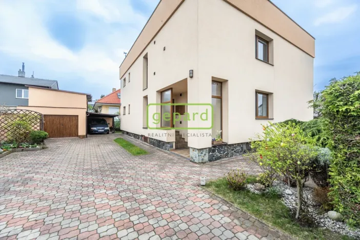 Pronájem bytu 4+1, Praha - Dolní Chabry, Osecká, 110 m2