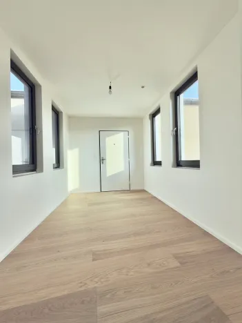 Prodej bytu 4+kk, Praha - Holyně, náměstí Pod lípou, 128 m2
