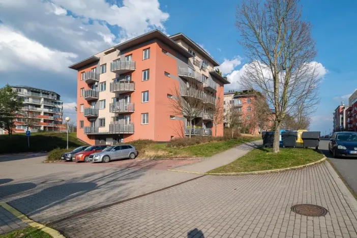 Prodej bytu 2+kk, Zlín, Podlesí V, 55 m2