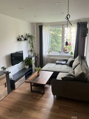 Pronájem bytu 2+kk, Třinec, Seifertova, 50 m2