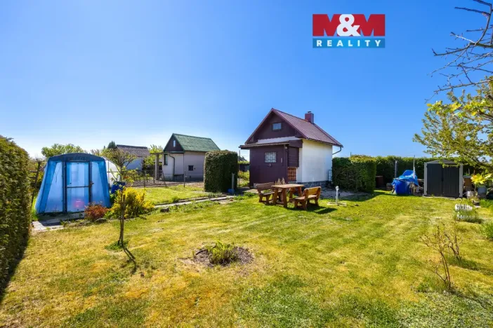 Prodej chaty, Hradec Králové - Slatina, 385 m2