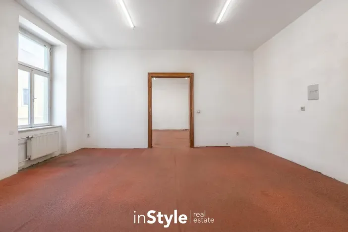 Pronájem kanceláře, Uherské Hradiště, Nádražní, 98 m2