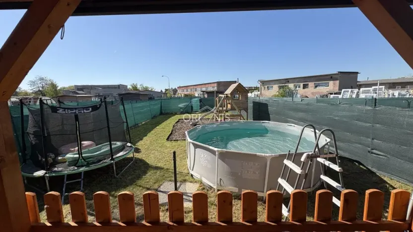 Prodej zahrady, Chomutov, Dukelská, 240 m2