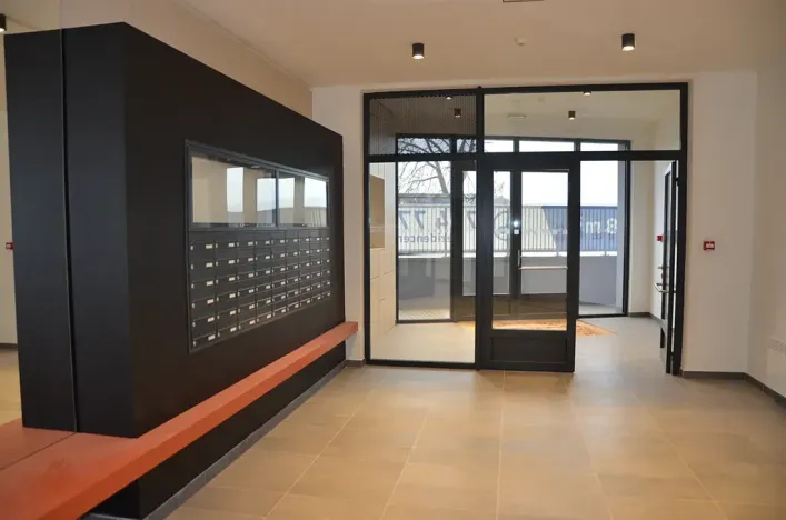 Pronájem bytu 1+kk, Praha, Modřanská, 39 m2