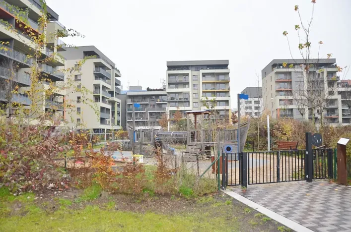 Pronájem bytu 1+kk, Praha, Modřanská, 39 m2