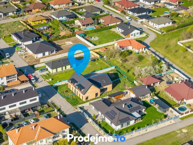 Prodej rodinného domu, Hevlín, 182 m2