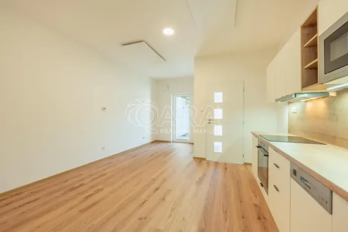 Pronájem bytu 1+kk, Buštěhrad, Žižkova, 27 m2
