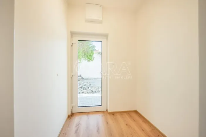 Pronájem bytu 1+kk, Buštěhrad, Žižkova, 27 m2