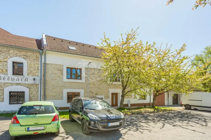 Pronájem bytu 1+kk, Buštěhrad, Žižkova, 27 m2