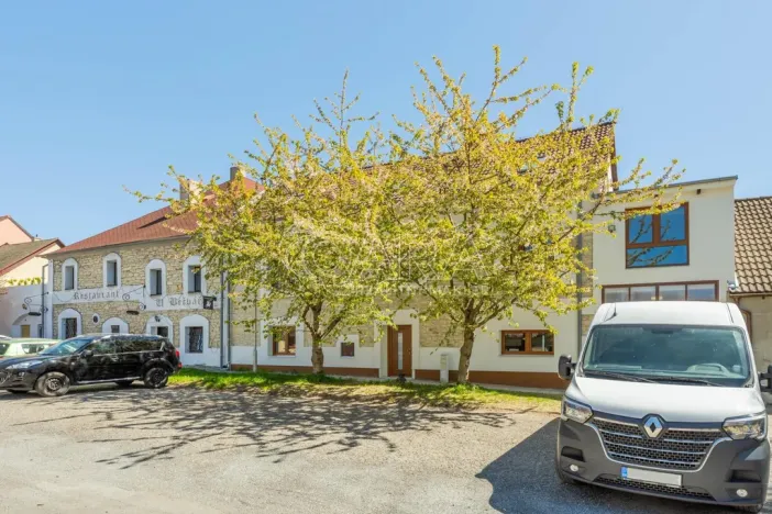 Pronájem bytu 1+kk, Buštěhrad, Žižkova, 27 m2