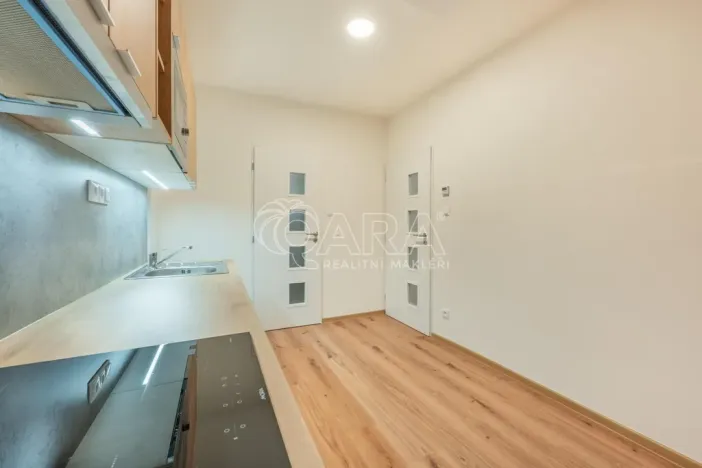 Pronájem kanceláře, Buštěhrad, Žižkova, 32 m2