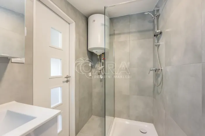 Pronájem bytu 1+kk, Buštěhrad, Žižkova, 30 m2