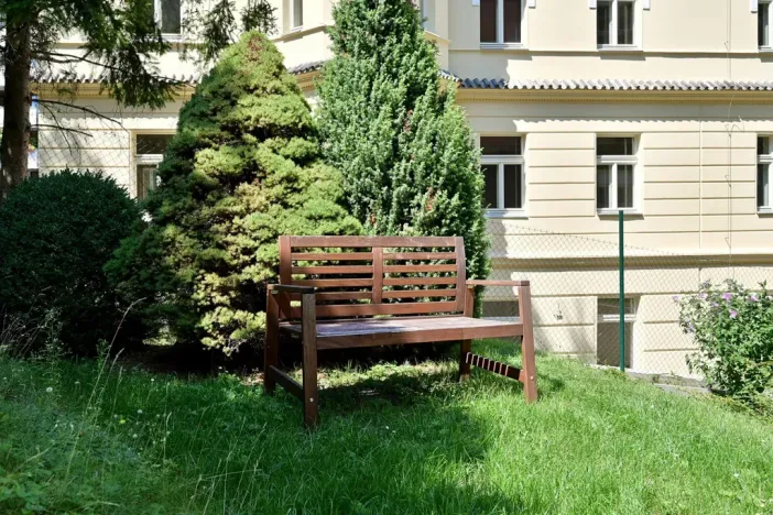 Pronájem bytu 1+kk, Praha - Smíchov, Na Březince, 32 m2