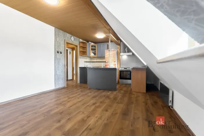 Prodej bytu 2+1, Chodov, Bezručova, 64 m2