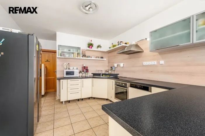 Prodej bytu 5+1, Litvínovice, 180 m2
