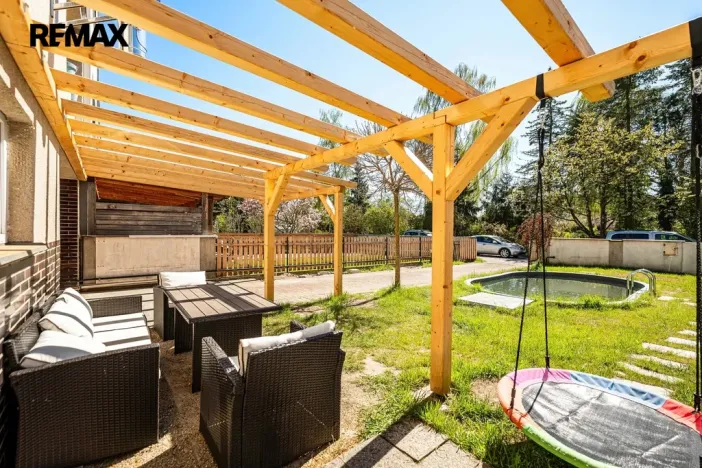 Prodej rodinného domu, Litvínovice, 180 m2