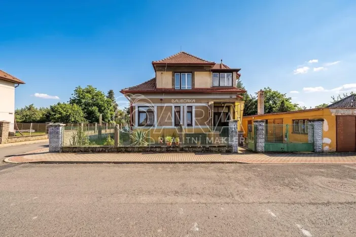 Prodej rodinného domu, Jirny, Čapkova, 150 m2