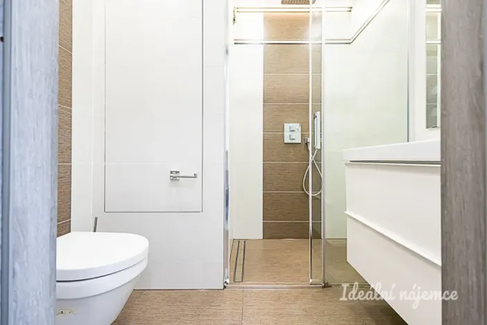 Pronájem bytu 2+kk, Praha - Černý Most, Breitcetlova, 45 m2