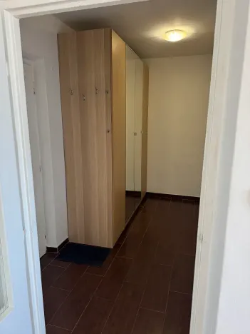 Pronájem bytu 1+1, Praha - Záběhlice, Zvonková, 36 m2